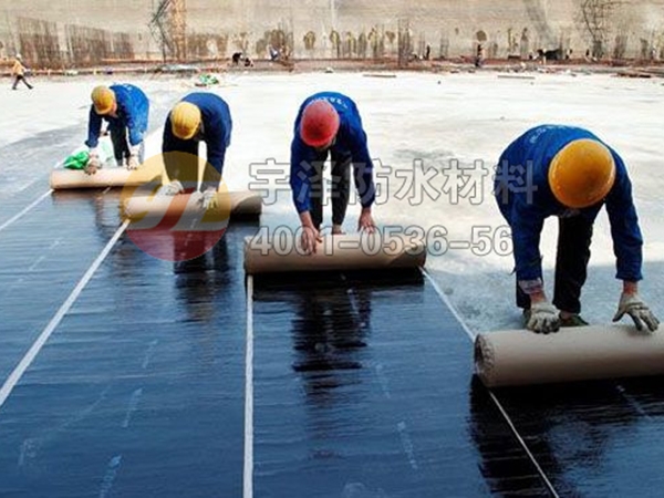 自粘防水卷材的工藝原理